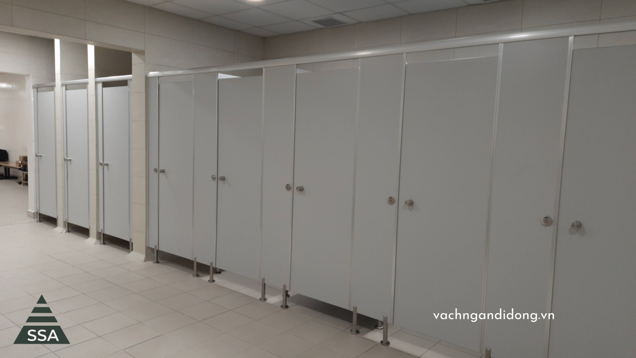 Vách ngăn vệ sinh khu công nghiệp bầu bàn