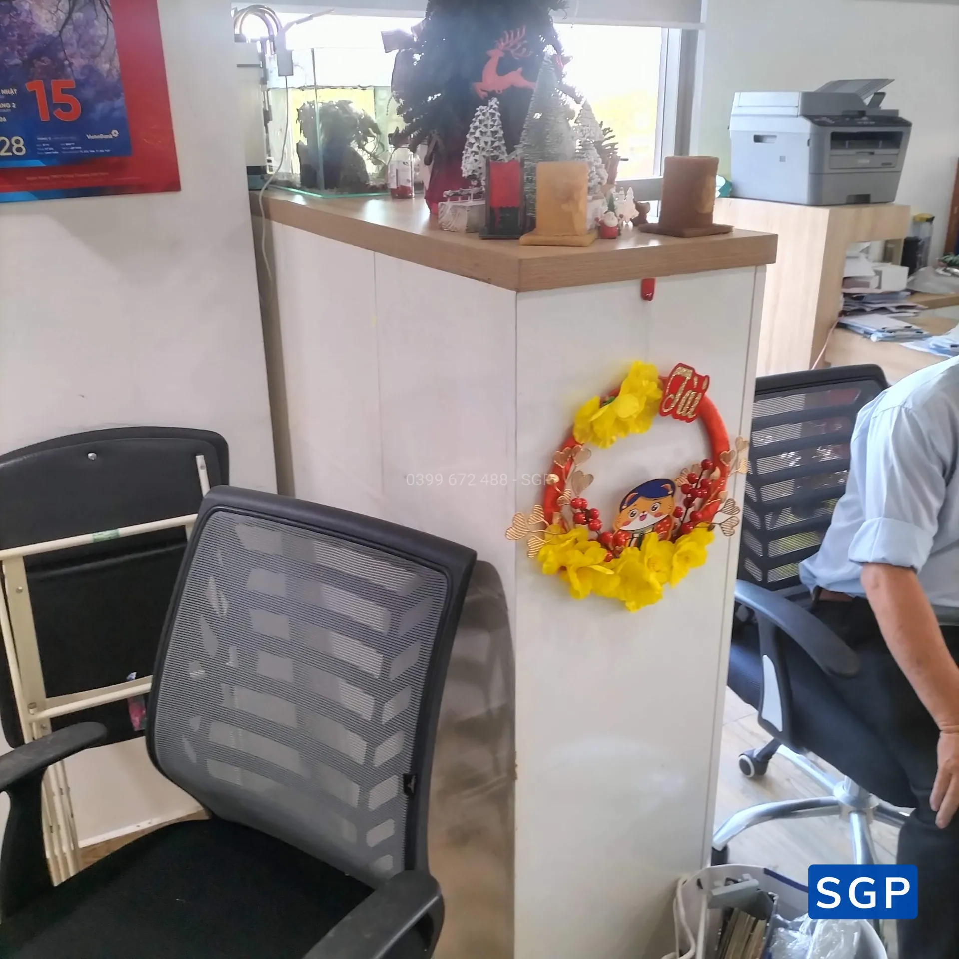 Cải tạo văn phòng và lắp đặt nội thất cho công ty ở đường Phổ Quang - 10