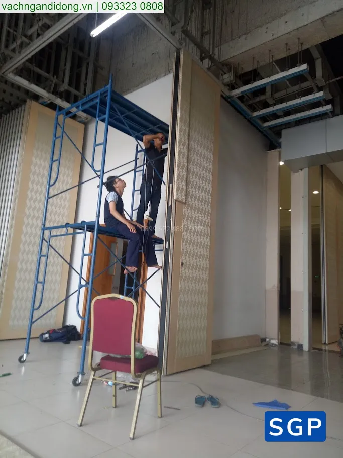 sữa vách di động cho trung tâm hội nghị tại Bình Dương - 2