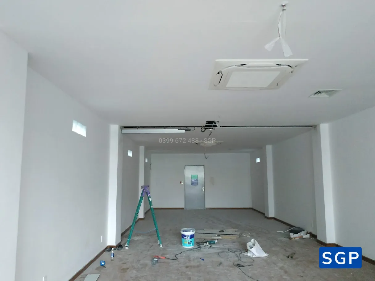 Sản xuất và lắp đặt vách di động cho nhà hàng - 1