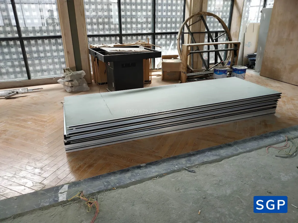 Sản xuất và lắp đặt vách di động cho nhà hàng
