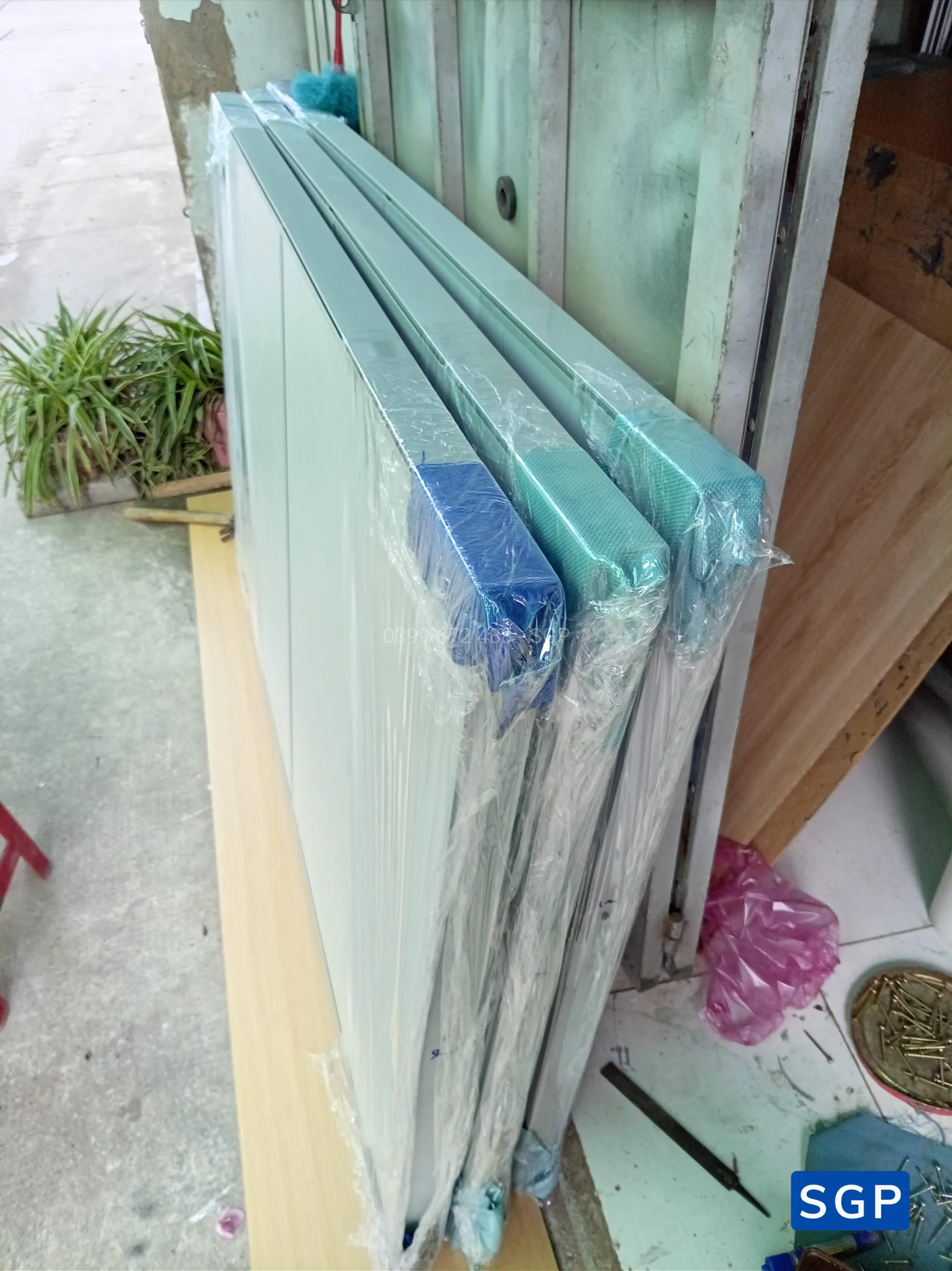 063026 - Sản xuất vách lắp đặt vách ngăn có bánh xe - 2