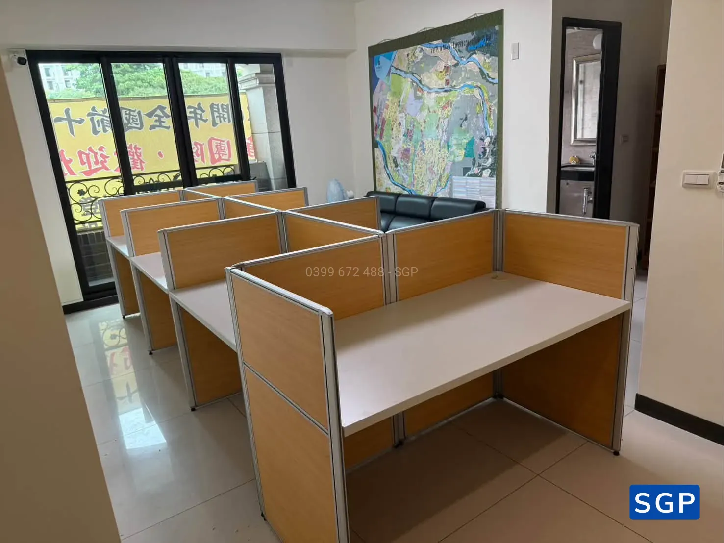Lắp đặt hoàn thiện vách hệ gỗ  - 2
