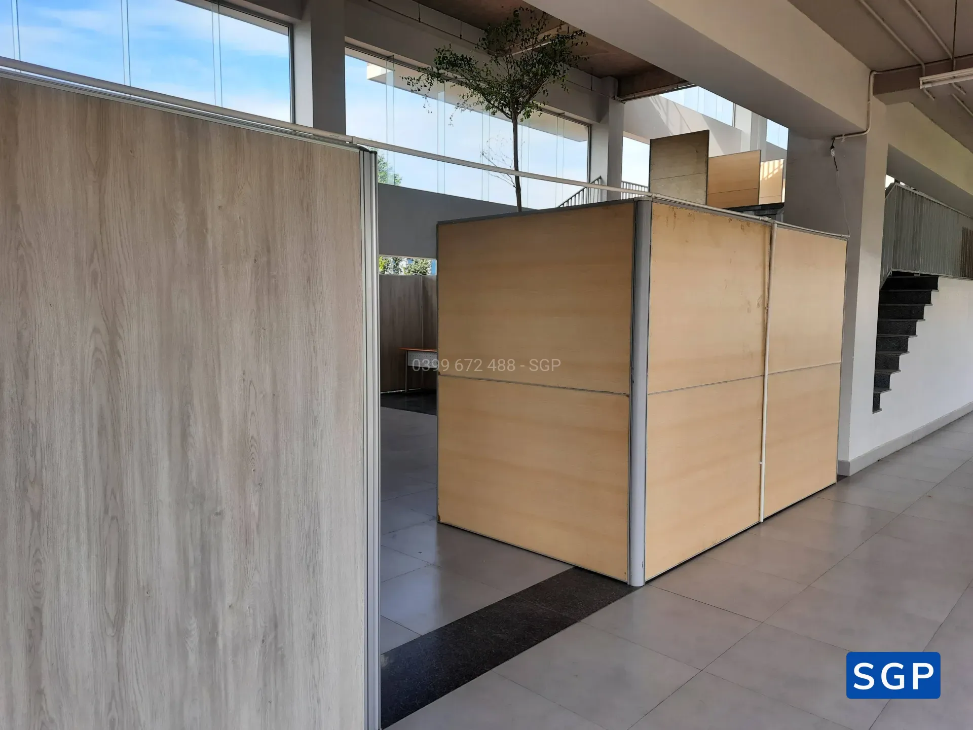 Lắp đặt vách ngăn tại hội chợ cho trường FPT ở quận 9 - 26