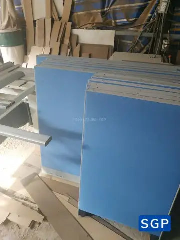 Sản xuất và lắp đặt vách nỉ