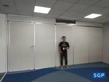 Sản xuất và lắp đặt vách di động