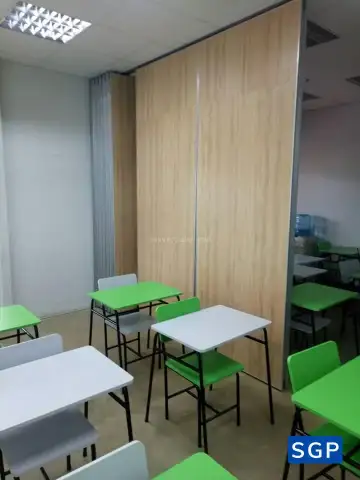 sữa chữa vách di động