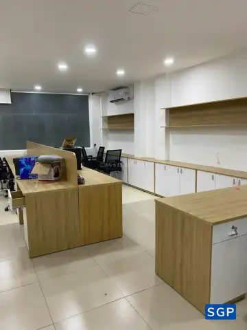 Lắp đặt nội thất văn phòng cho công ty ở tân bình