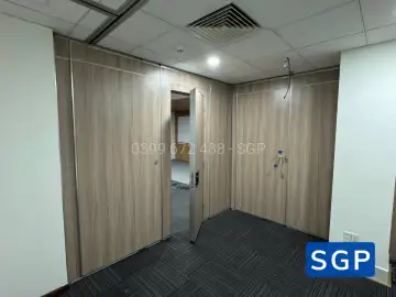 Hoàn thiện bộ vách di động có cửa