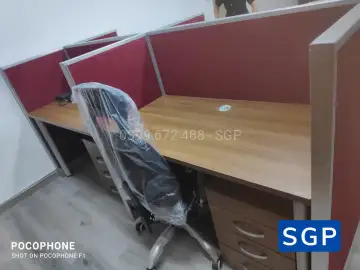Giao vách nỉ nào đỏ