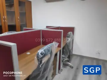 Giao vách nỉ nào đỏ