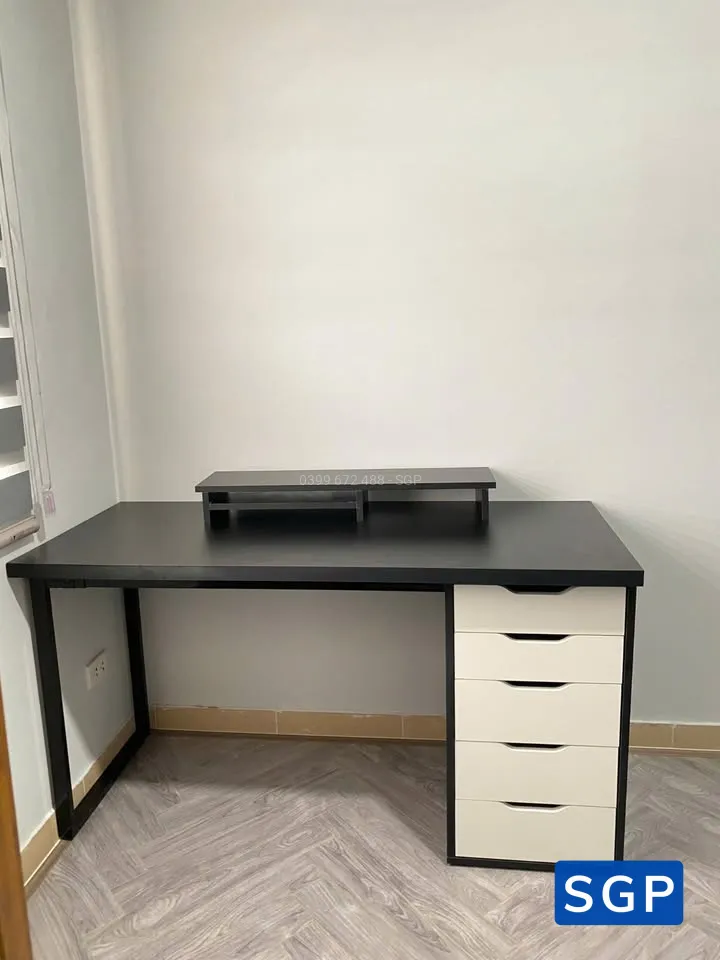 Bàn Ikea W600