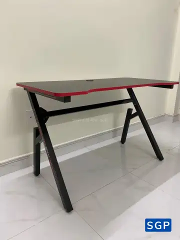 Bàn Gaming 3